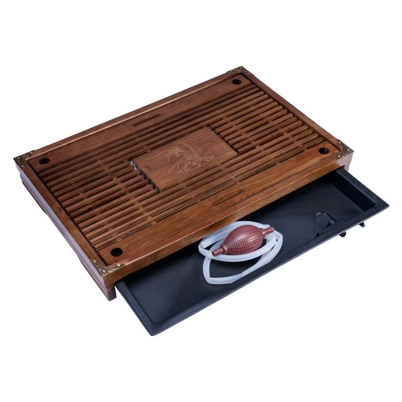 The unique texture and natural beauty of the wooden tea tray