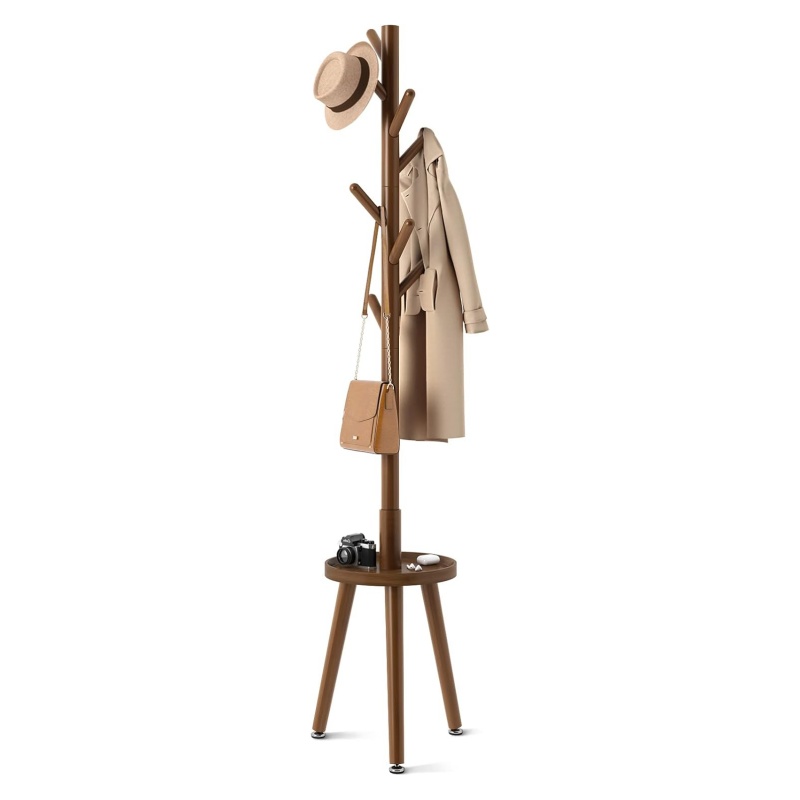 The unique charm of the wooden coat rack design is in harmony with the home style