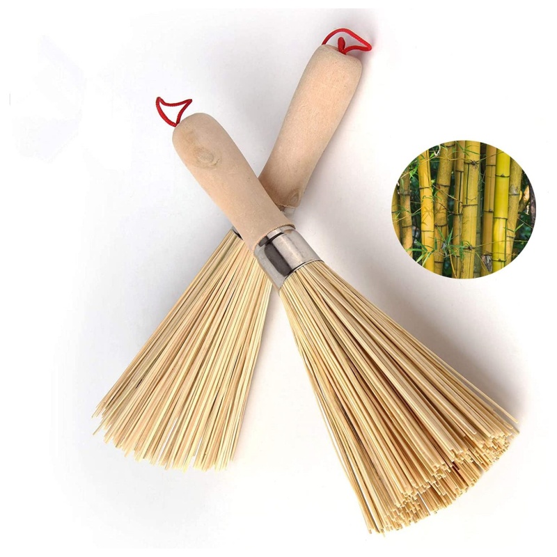 The bamboo cleaning brush makes every cleaning effortless