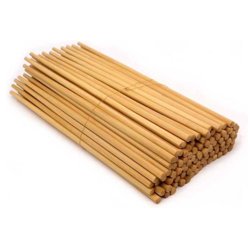 The bamboo tableware set exudes a simple yet exquisite charm